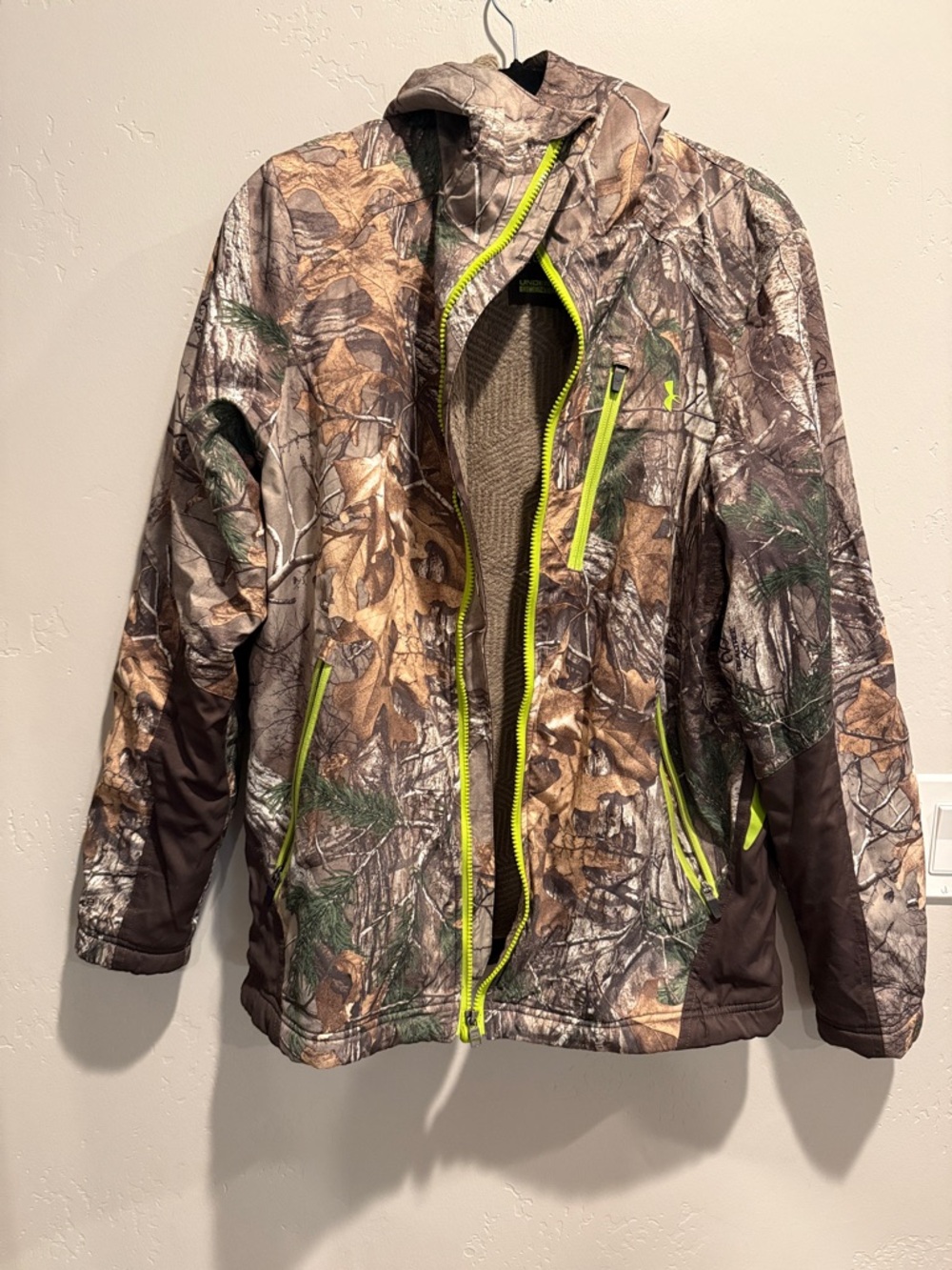 Under Armour Men's Realtree Camo Jacket with Neon Green Accents